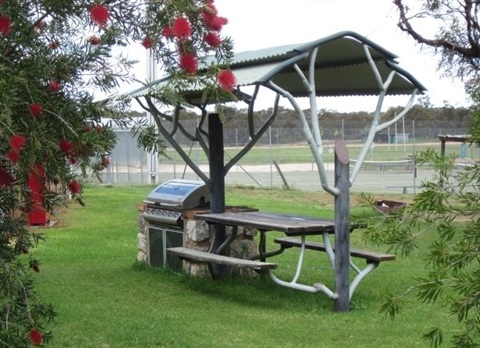 Rainbow Caravan Park