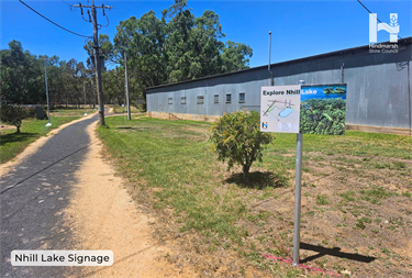 Nhill Lake Signage